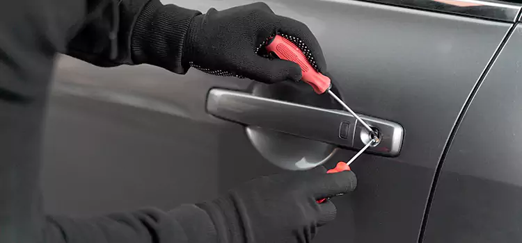 Locked Out of Car Help St. Louis Park
